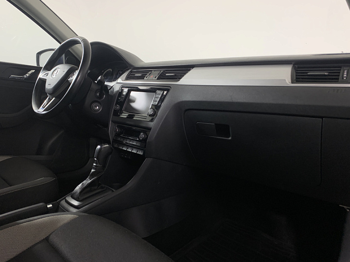 SKODA Rapid 1.6, 2017 года, Автоматическая, ТЕМНО-СИНИЙ
