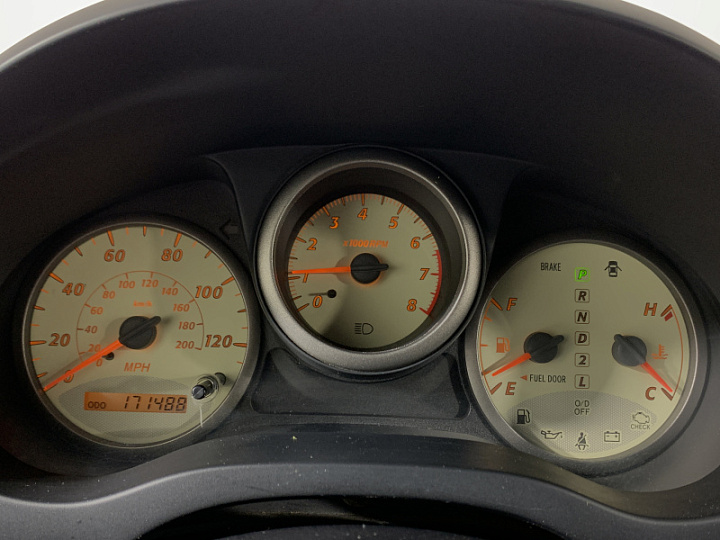 TOYOTA RAV4 2, 2002 года, Автоматическая, Серебристый