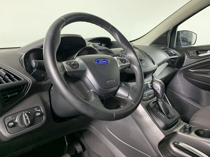 FORD Kuga 2.5, 2016 года, Автоматическая, ЧЕРНЫЙ
