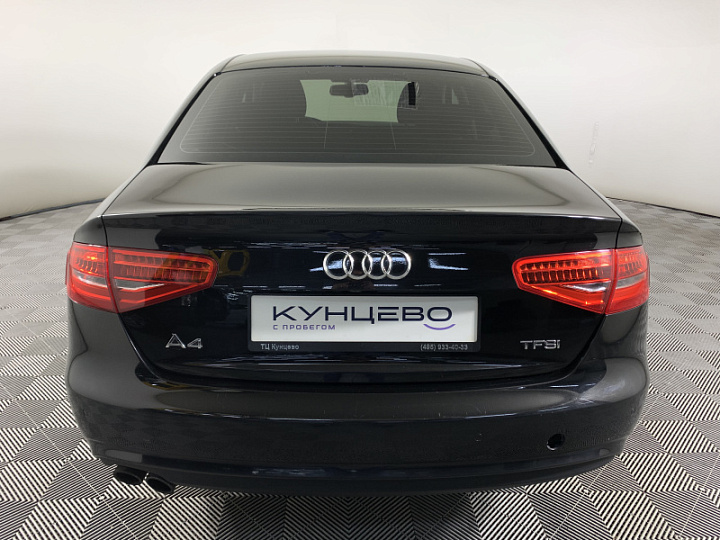 Audi A4 1.8, 2015 года, Вариатор, Черный