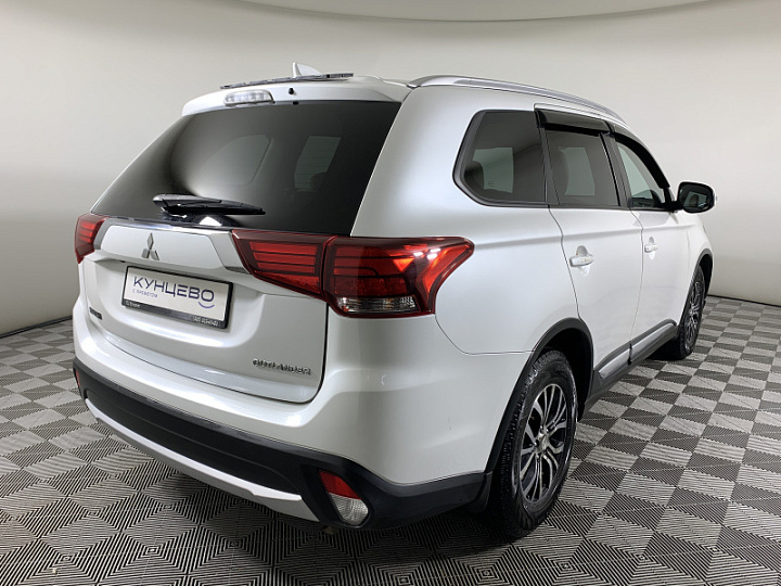 Mitsubishi Outlander 2, 2018 года, Вариатор, БЕЛЫЙ
