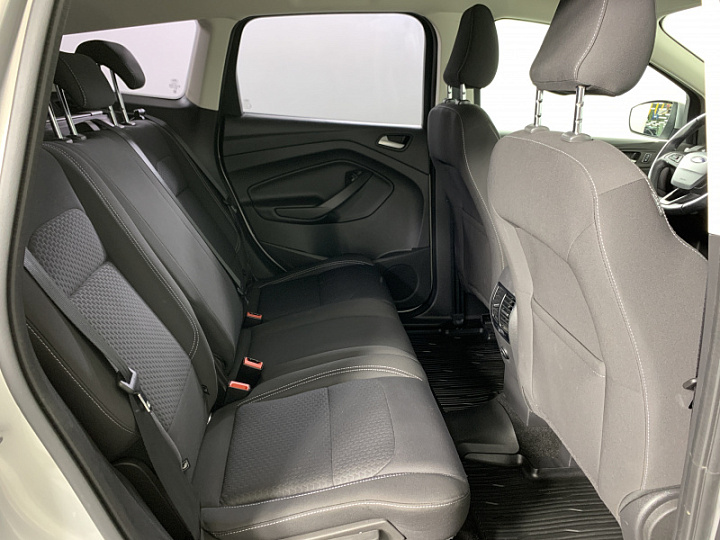 FORD Kuga 2.5, 2018 года, Автоматическая, Серебристый