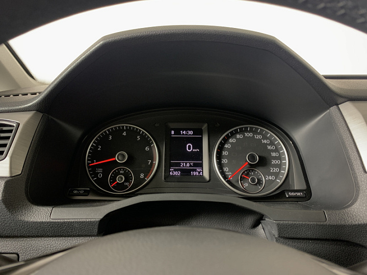 VOLKSWAGEN Caddy 1.6, 2020 года, Механика, Красный гранат