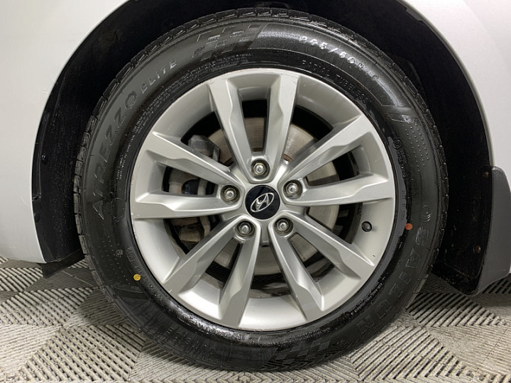 Hyundai i40 2, 2016 года, Автоматическая, Серый