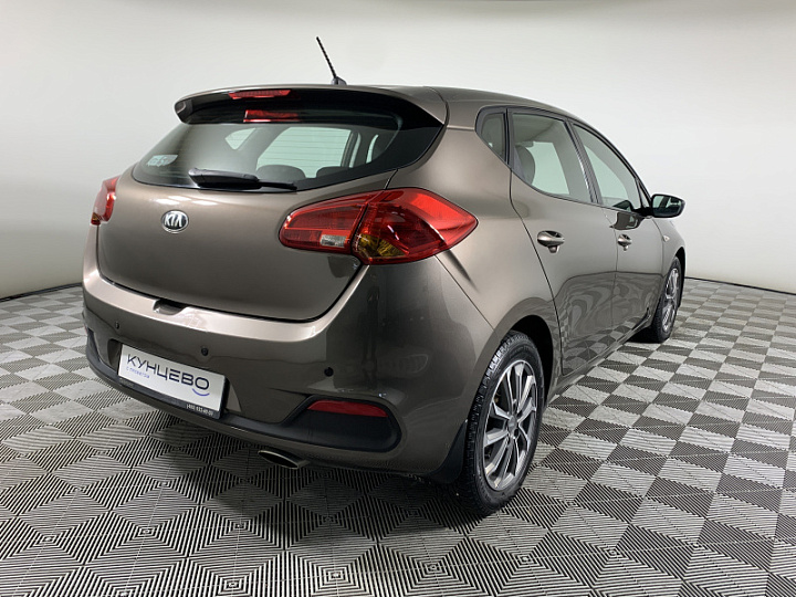 KIA Ceed 1.6, 2015 года, Механика, КОРИЧНЕВЫЙ