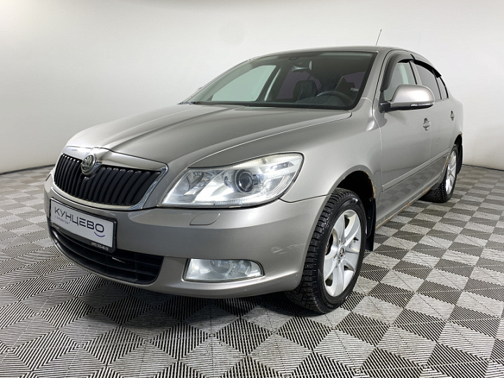 SKODA Octavia 1.8, 2010 года, Робот, СЕРЫЙ