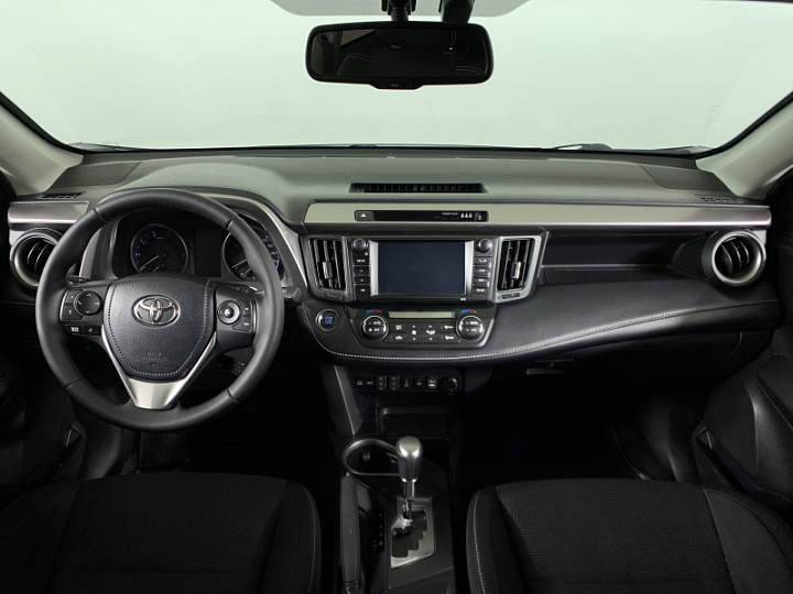 TOYOTA RAV4 2.2, 2018 года, Автоматическая, БЕЛЫЙ