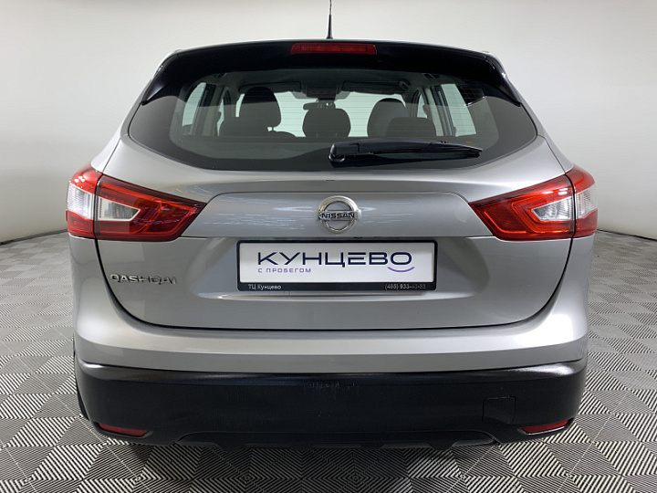 Nissan Qashqai 2, 2015 года, Механика, Серебристый
