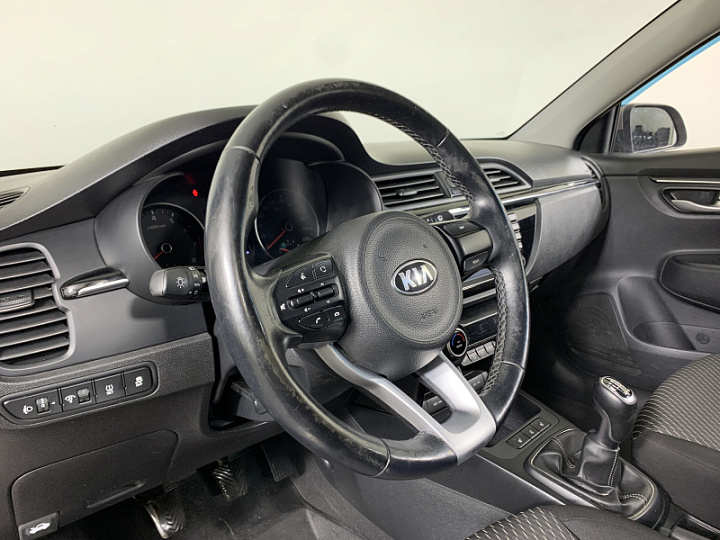 KIA Rio X-Line 1.6, 2018 года, Механика, СВЕТЛО-КОРИЧНЕВЫЙ