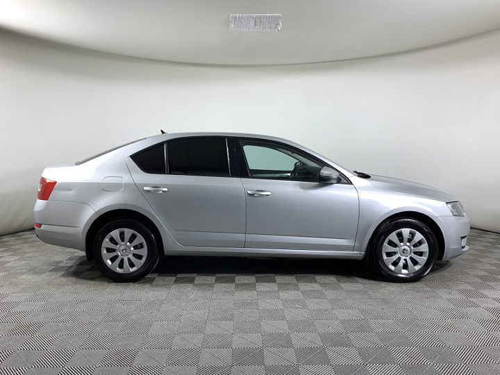 SKODA Octavia 1.4, 2016 года, Робот, Серебристый
