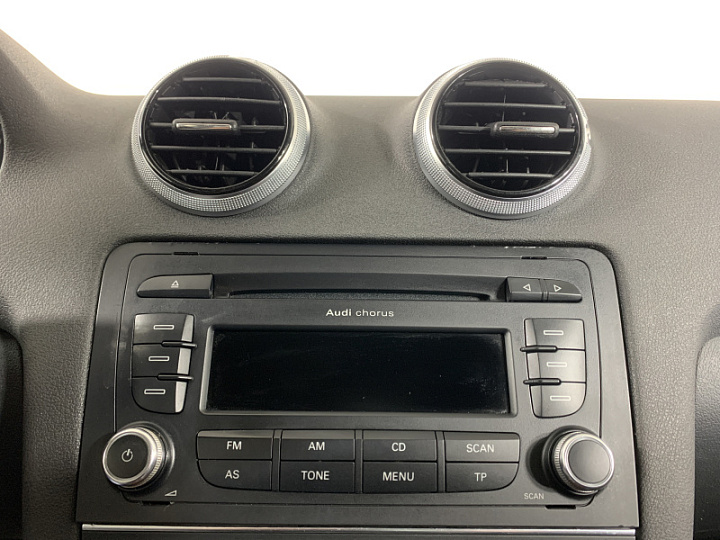 AUDI A3 1.2, 2012 года, Робот, ЧЕРНЫЙ