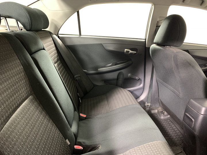 TOYOTA Corolla 1.3, 2010 года, Механика, ЧЕРНЫЙ