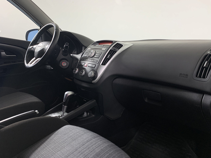 KIA Ceed 1.6, 2012 года, Автоматическая, Серебристый