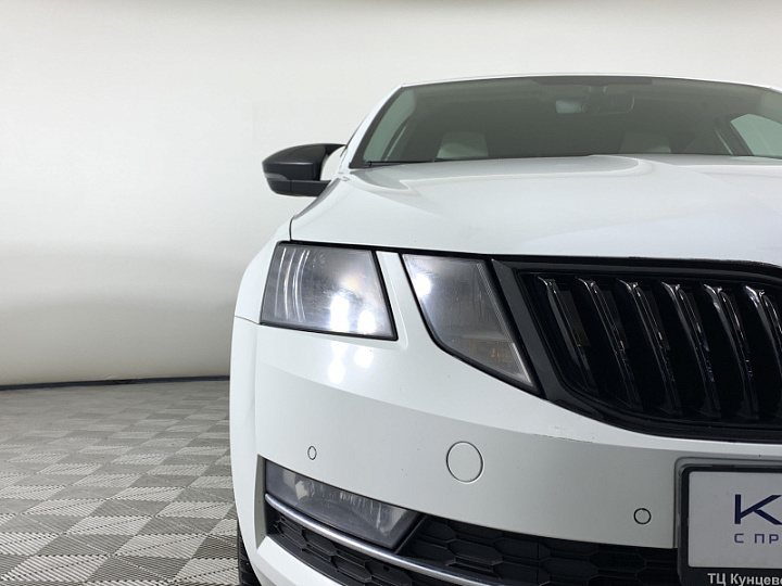 SKODA Octavia 1.4, 2019 года, Робот, БЕЛЫЙ