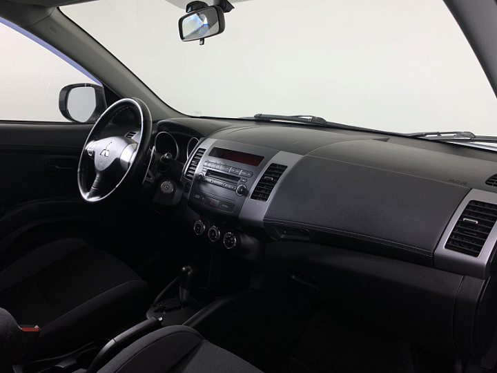 Mitsubishi Outlander 2, 2011 года, Вариатор, Белый