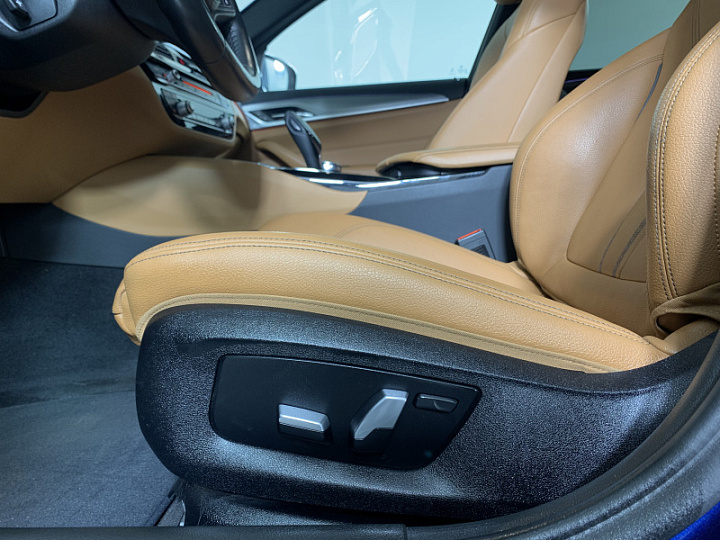 BMW 5 серии 2, 2019 года, Автоматическая, СИНИЙ
