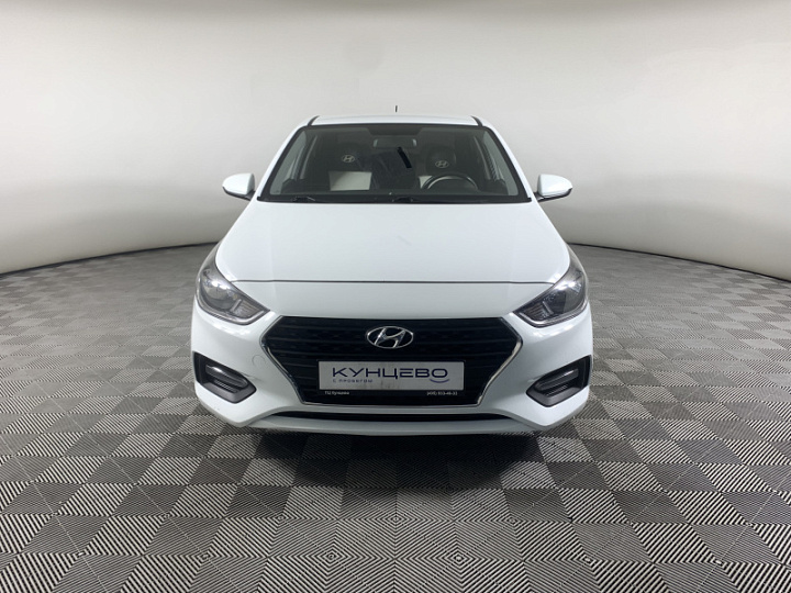 Hyundai Solaris 1.6, 2017 года, Автоматическая, Белый