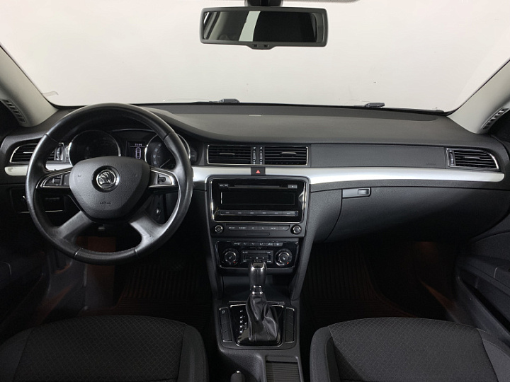 Skoda Superb 1.8, 2015 года, Автоматическая, Белый