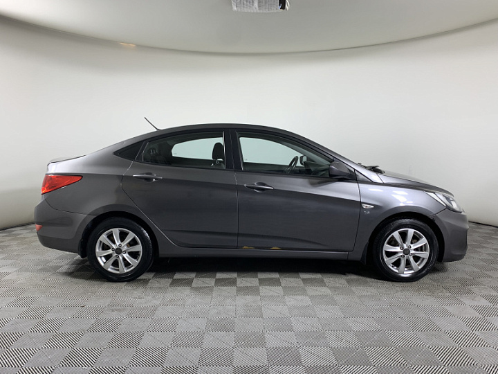 Hyundai Solaris 1.6, 2014 года, Автоматическая, Серый