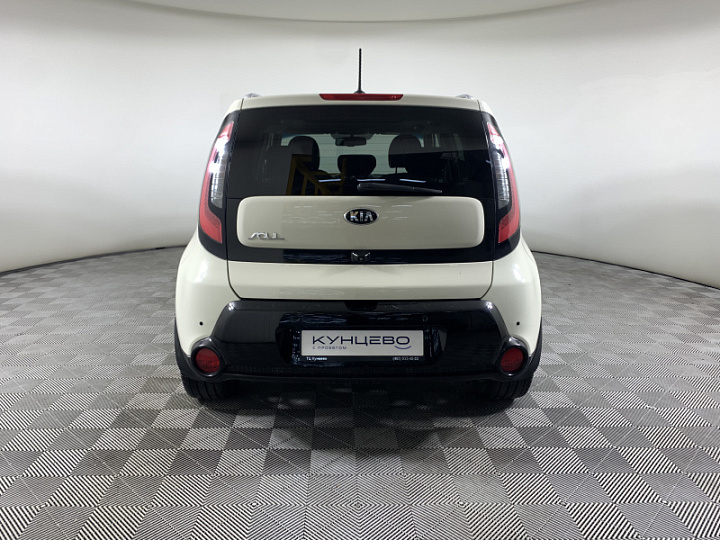 KIA Soul 1.6, 2015 года, Автоматическая, Бежевый