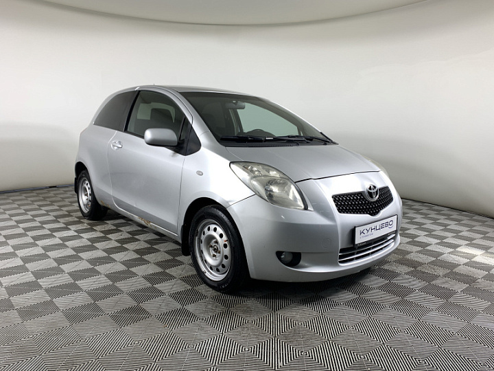 TOYOTA Yaris 1.3, 2008 года, Робот, Серебристый