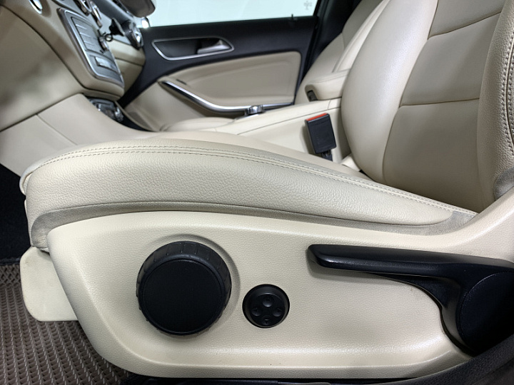 MERCEDES-BENZ GLA 1.6, 2018 года, Робот, ЧЕРНЫЙ
