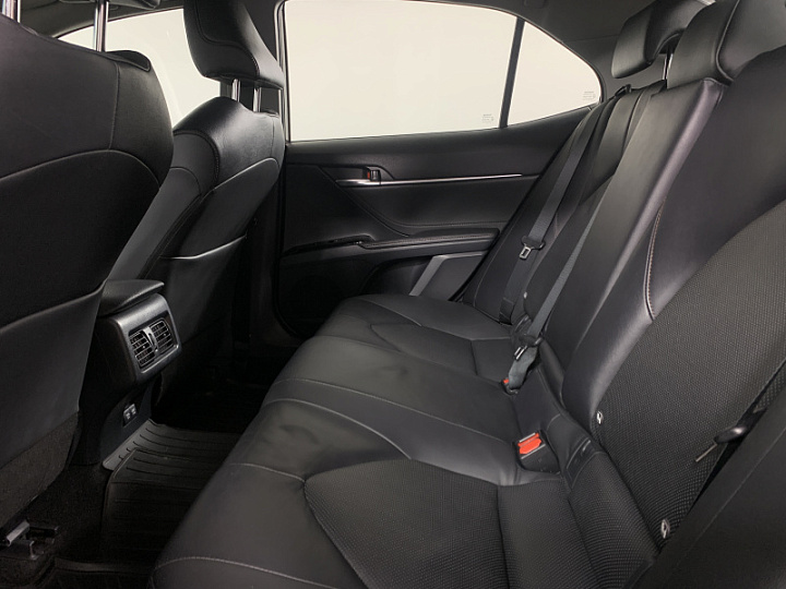 TOYOTA Camry 2.5, 2018 года, Автоматическая, Серо-коричневый