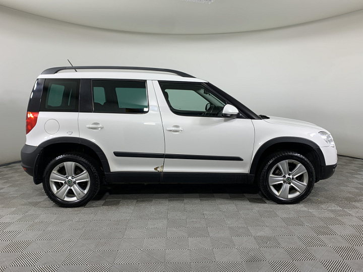 SKODA Yeti 1.8, 2013 года, Робот, БЕЛЫЙ