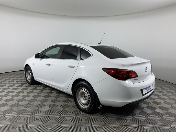 OPEL Astra 1.6, 2012 года, Механика, БЕЛЫЙ