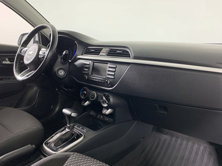 KIA Rio 1.6, 2018 года, Автоматическая, БЕЛЫЙ