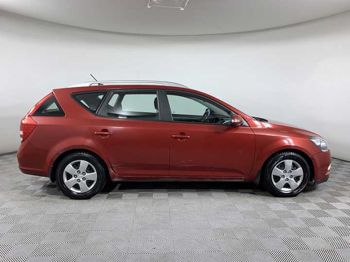 KIA Ceed 1.6, 2011 года, Автоматическая, КРАСНЫЙ