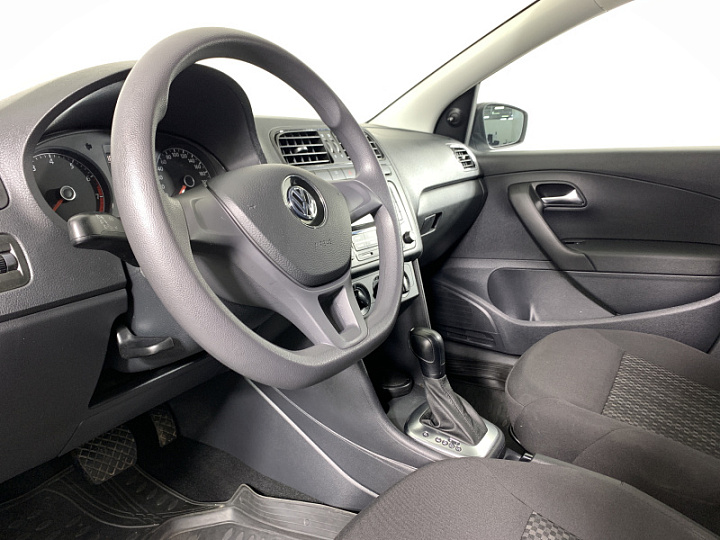 VOLKSWAGEN Polo 1.6, 2019 года, Автоматическая, БЕЛЫЙ