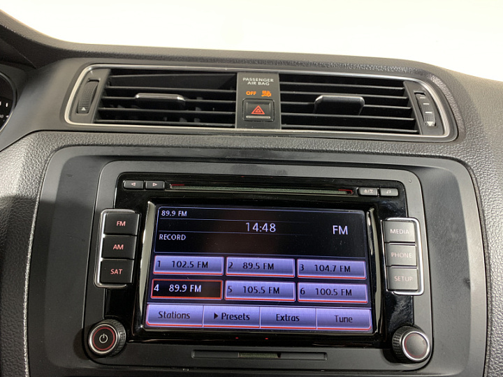 VOLKSWAGEN Jetta 1.8, 2015 года, Автоматическая, СЕРЫЙ