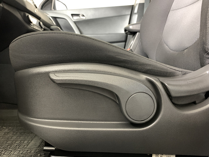 HYUNDAI Creta 1.6, 2017 года, Автоматическая, Серебристый