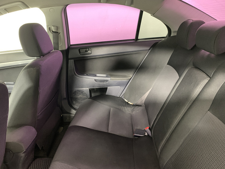 MITSUBISHI Lancer 1.5, 2009 года, Механика, Серебристый