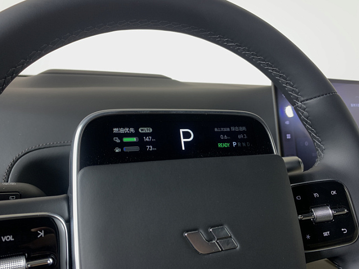 Li Auto L9 1.5, 2023 года, Автоматическая, ЗЕЛЕНЫЙ
