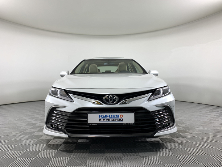 TOYOTA Camry 2.5, 2022 года, Автоматическая, БЕЛЫЙ