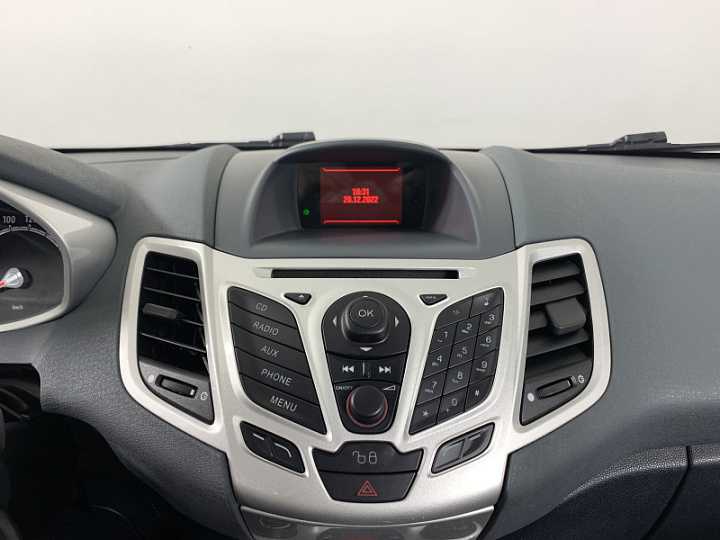FORD Fiesta 1.4, 2010 года, Автоматическая, БЕЛЫЙ