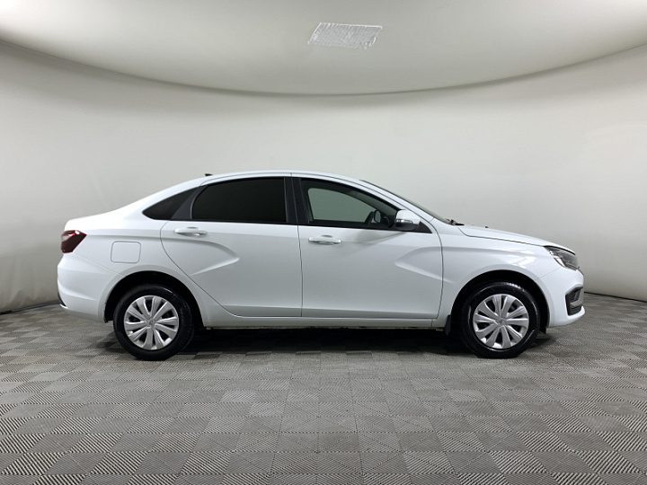 Lada Vesta 1.6, 2023 года, Механика, БЕЛЫЙ