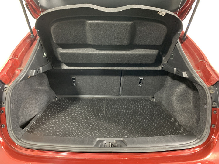NISSAN Qashqai 2, 2017 года, Автоматическая, КРАСНЫЙ