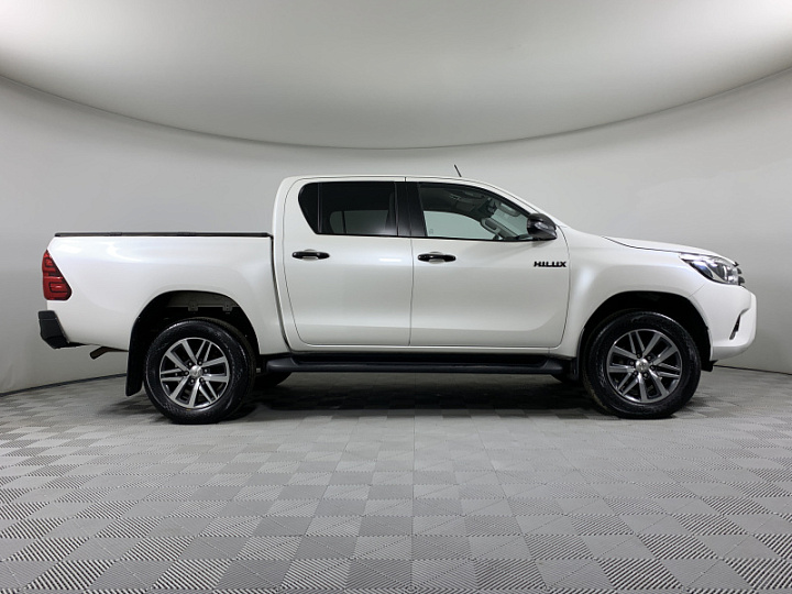 TOYOTA Hilux 2.8, 2018 года, Автоматическая, БЕЛЫЙ