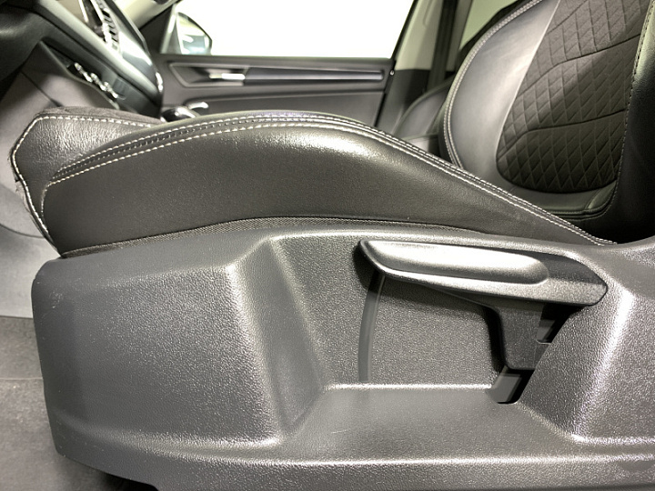 SKODA Kodiaq 2, 2019 года, Робот, ЧЕРНЫЙ