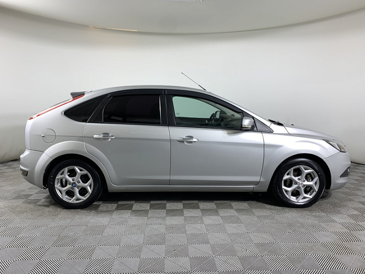 FORD Focus 1.6, 2009 года, Автоматическая, Серебристый