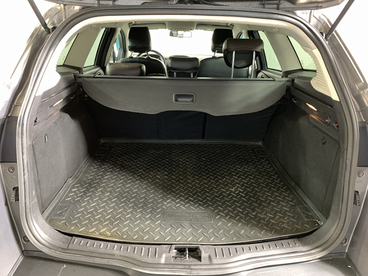 Ford Focus 2, 2013 года, Робот, Светло-коричнывый