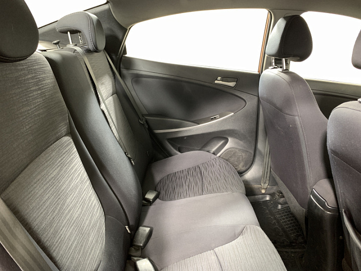 HYUNDAI Solaris 1.6, 2015 года, Автоматическая, ОРАНЖЕВЫЙ