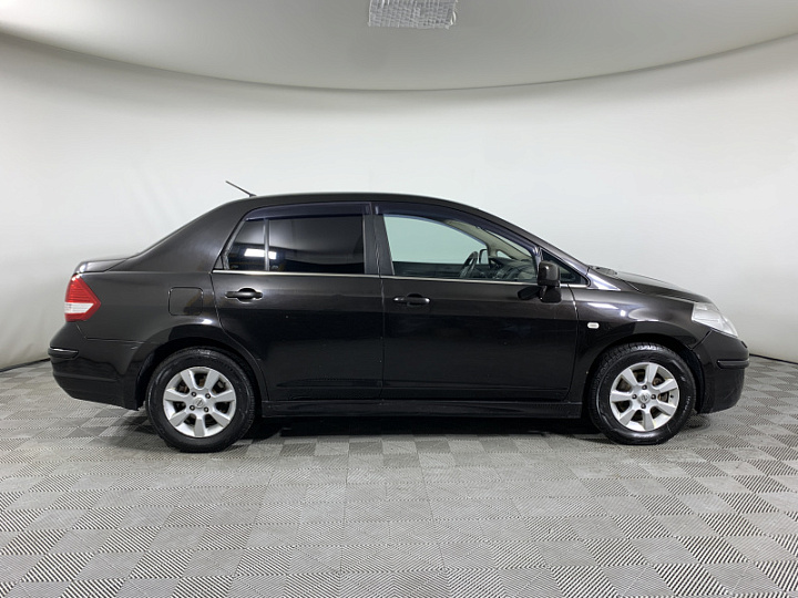 NISSAN Tiida 1.6, 2010 года, Механика, КОРИЧНЕВЫЙ