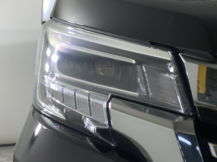 TOYOTA HiAce 2.8, 2020 года, Автоматическая, ЧЕРНЫЙ