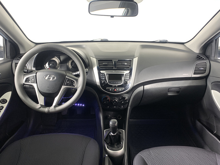 HYUNDAI Solaris 1.4, 2011 года, Механика, Серо-голубой