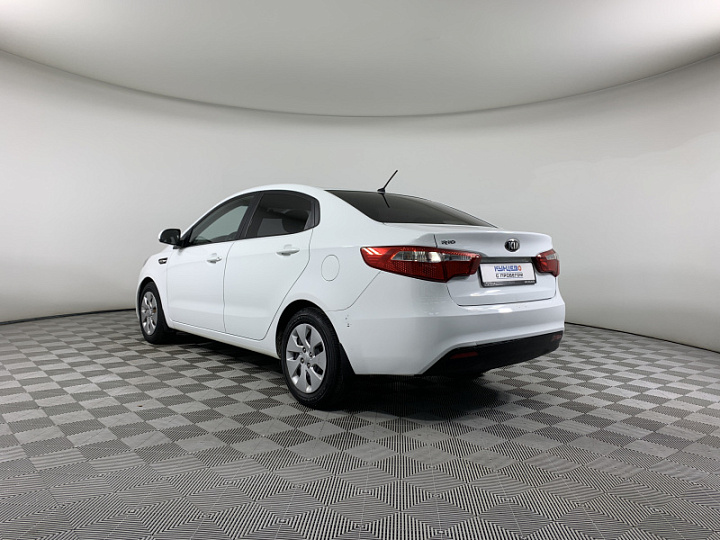 KIA Rio 1.6, 2014 года, Автоматическая, БЕЛЫЙ