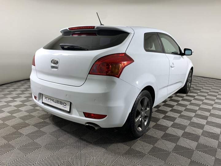 KIA Ceed 1.6, 2011 года, Автоматическая, БЕЛЫЙ